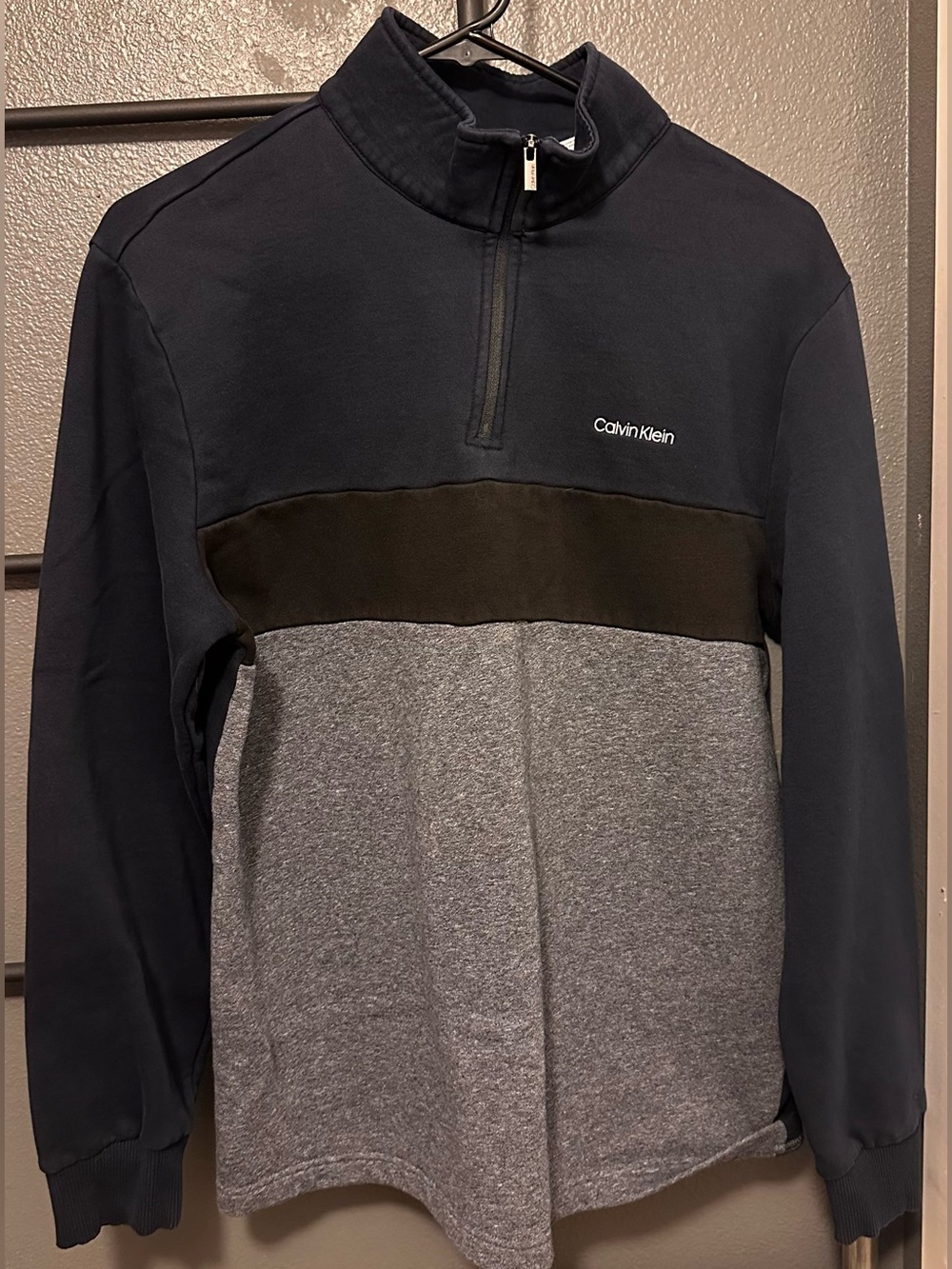 Calvin Klein Men’s Navy & Gray Quarter-Zip Sweatshirt